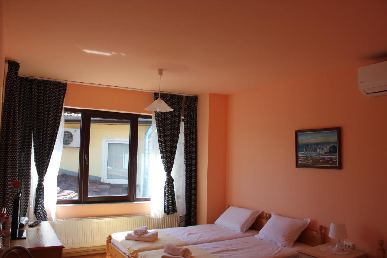 Guest House Daskalov Chervena Lokva Exterior foto